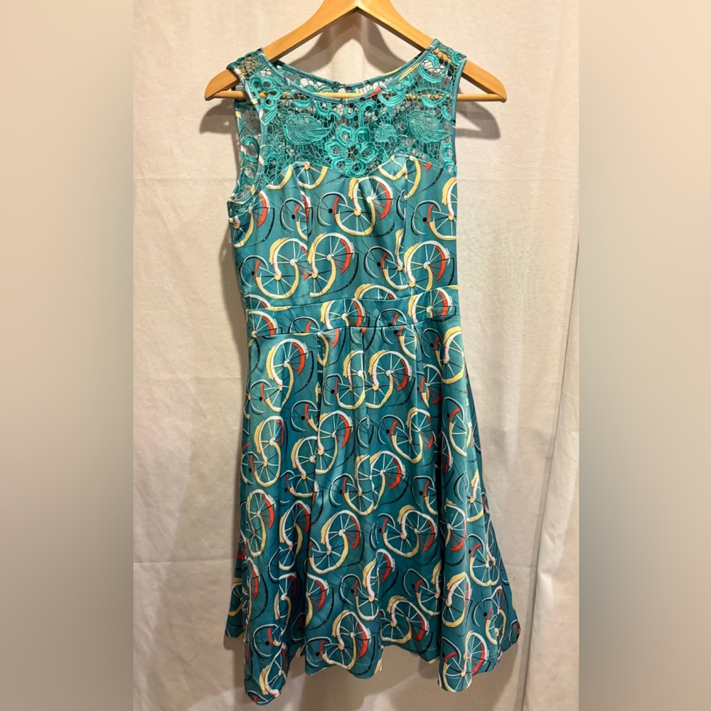 50s style Tatyana Size M Teal Bicycle Print Lace Fit & Flare Dress